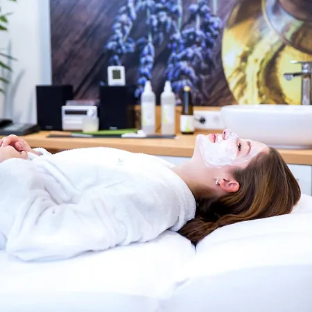 Hotel Punkt Private 2*
