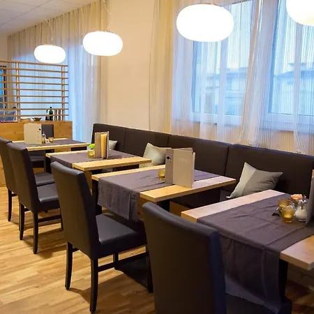 Punkt Private Hotel 2*